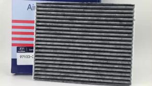 Lọc gió điều hoà dung cho xe K3 Cerato máy 2.0L đời 15-22 Avante đời 10-15 Elantra đời 06-15 loại than hoạt tính MÃ OEM - 97133-2H001/2E250