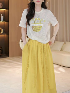 Shalldoer | Summer Unique Beautiful Print Short Sleeve Round Neck Ladies Set With Half Skirt And T-Shirt Wooden Edge Splice Two-Piece Set