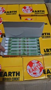 กาวหลอด กาวปะยาง อเนกประสงค์ EARTH ตราลูกโลก 1 โหล (ขายเป็นกล่อง)