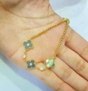 Gelang Bunga Clover Mata Titanium Model Serut Anti Luntur & Karat COD