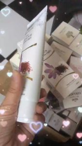 Tẩy Tế Bào Chết Hoa Nghệ Tây NS Organic Saffron Whitening Peeling Gel 120ml (sáng mịn da làm sạch và trẻ hóa da) 2Trucos