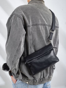 Handmade หนัง กระเป๋าสะพายไหล่สําหรับผู้ชาย ลำลอง กระเป๋าสะพายข้าง Commuter พร้อมโทรศัพท์ กระเป๋าเสื้อ นุ่ม โพลีเอสเตอร์ ซับใน ขนาดเล็ก