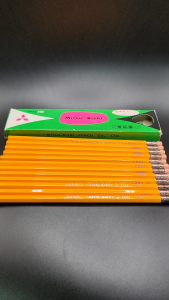 ดินสอ ดินสอไม้  Vintage Mitsubishi Wooden Pencils with eraser 9852 HB (1 dozen) Pencil from Japan