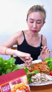 โปร20ซอง น้ำพริกอกไก่คลีน สูตรเหนือดวง ใช้อกไก่แท้ อบคั่ว ไม่มีน้ำมัน ไม่มีสารกันบูด ไม่มีน้ำตาล