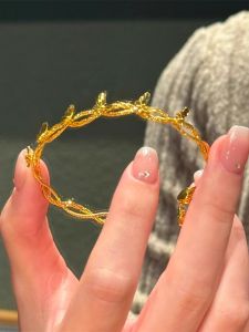 Gold Butterfly Laser Flash Bracelet Lightweight Luxury New Chinese Style Floral Thread Ice Crushed Butterfly Lace Small Butterfly Gold Bracelet