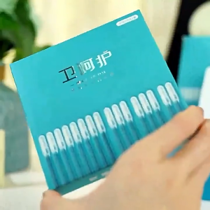 24-Pack Disposable Sticky Silicone Earwax Removal Sticks – Reusable Safe And Easy To Use Silicone Earwax Removal Tool Suitable For Children And Adults