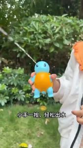 Kuromi Cinnamoroll Pokemon Pocket Monsters Squirtle Johnny Turtle Press peluncur air kamar mandi pantai untuk anak-anak pemercikan mainan hadiah boneka
