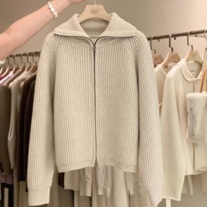 Womens Knitted Wool Cardigan Polo Collar Zipper Long Sleeve Sweater Autumn Winter Regular Fit Comfortable Soft Cashmere Coat