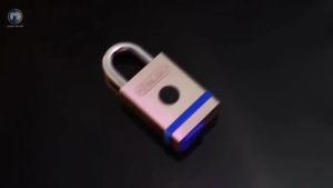 CYH 55mm Security Smart Padlock – Fingerprint + Mobile App Unlock Anti-Pry/Anti-Cut IP68 Waterproof Type-C Rechargeable