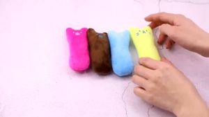 Cutie Cat Kitten Lovely Handy Soft Pillow Catnip Toys Relax Grass Rumput Kucing Eco-friendly Cat Snack