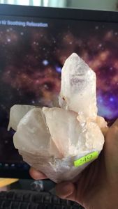 Đá thạch Anh LEMURIAN pha lê tự nhiên KÈM ĐẾ Clear Quartz Natural 249 AAA10