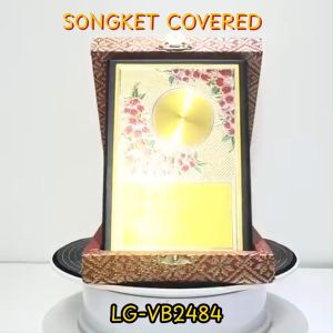 Songket Covered Box W/Wood Plaque LG-VB2484 HADIAH ANUGERAH CEMERLANG Plak Cenderahati