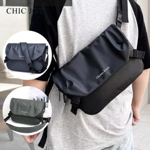 เครื่องดื่มผู้ชายกระเป๋าสะพายไหล่ใหม่แฟชั่น Oxford ร่วมกัน ผ้ากระเป๋าสะพายขจุกระเป๋าลมลองการผิว ความสวยใส