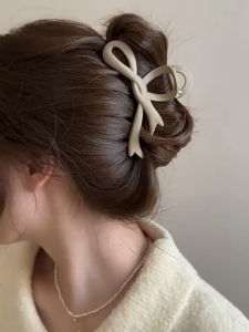 Ribbon Hair Clip Grips 🎀 蝴蝶结飘带抓夹 Klip Cakar Rambut Gaya Elegan Perempuan Large Cute Ribbon Shark Hair Pin Women Hair Accessories