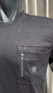 Kaos Pria Fashion Hugoclass Top Brand Model Terbaru Dengan Saku Pocker Resleting Dan Kantong Di Lengan Sebelah Kanan