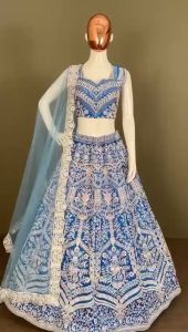 LAHENGA-CHOLI FABRICS : Tafeta silk FLAIR : 3.2 Meter WORK : Heavy Cording work Inner : Micro Up to 44” Size (LENGTH : 44”) CHOLI DETAIL_ FABRIC : Tafeta silk Work : Heavy Cording Work on blouse Un-Stitched 1 Meter Up to 46” royal