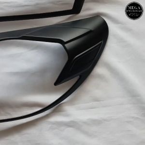 Cover Garnish Lampu Depan Mobil Mobilio 2017 TYPE RS Hitam