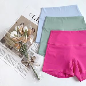 กางเกงขาสั้นกีฬาโยคะสำหรับผู้หญิง เอวสูง เซ็กซี่ แห้งเร็ว ระบายอากาศได้ดี เหมาะสำหรับออกกำลังกาย ปั่นจักรยาน และฝึกซ้อม กระชับสัดส่วน 👏 🩳