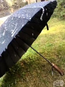 Ô dù cán gỗ dài gấp gọn che mưa che nắng chống thấm nước hiệu quả mở rộng 116cm 24 nan. Thiết kế chắc chắn bền đẹp