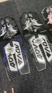 พักเท้าคนขับ ADV 160 ยางรองพื้นเหยียบ แผ่นยางรองเท้า 1คู่ แผ่นรองเท้า ADV160 (0008)