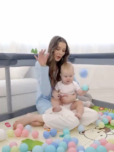 Playpen Indoor Outdoor Playpen with Breathable Mesh Stainless Steel Bracket Easy Install Portable Playground