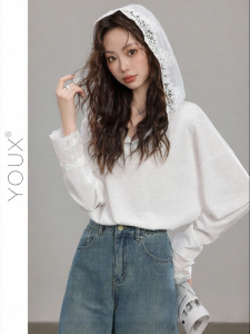 YOUXIANG | Áo Thun Tay Dài Có Mũ Trắng Đính Ren