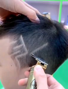 Retro T9 Original Haircutting Machine Set Jackets Trimmer Mens Electric Shaver Male Lence Pro Barber Shaver for Sensitive Areas