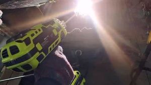 SPARK 220V High-Quality Handheld Electric Arc Welder Portable Digital Arc Welding Machine with Safety Base and 20-120A Output