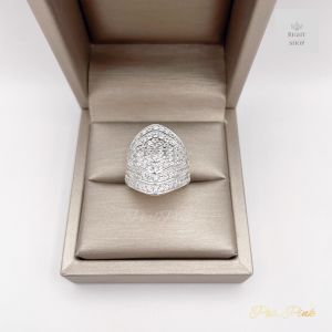 แหวนเพขรหน้ากว้าง แหวนเพชรใส่ออกงานเพชรเรียงเม็ดตัดเส้นสีทองขาว - ขนาดฟรีไซต์