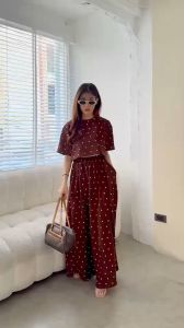 เซทเสื้อครอปคอกลม แขนสั้นทรงปล่อย มาพร้อมกระโปรงยาวบานทรงเอ ชุดเซ็ท ชุดเซต yunaka