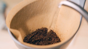 100pcs Disposable Cone Coffee Filter Wood Pulp Drip Paper for Pour Over and Drip Coffee Maker Fast Brewing Home Camping