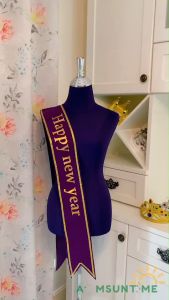 สายสะพาย "Happy new year" ผ้ากำมะหยี่ ขอบดิ้นทอง (สีเหลือ)