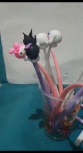 (PER 2 PCS) KARAKTER MIXED PULPEN GEMOY LETOY GOYANG SANRIO KUROMI MELODY MOROL