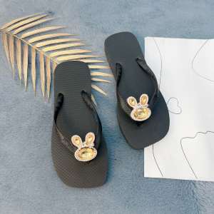 San San Dép Kẹp Du Lịch THỎ THỊ TRẤN Dễ Thương Êm Chân Tiện Lợi Dép Nữ Xỏ Ngón 4 Màu Xinh