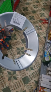 Kiềng chắn gió bếp ga cao cấp mẫu mới tiết kiệm gas