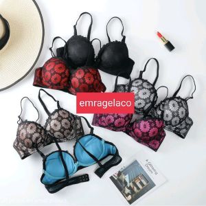 #915 TRILIMPH WOMENS WEAR LACE THICK PADS PUSH UP BRA