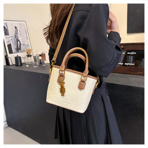 Versatile Womens Bucket Handbag Fashionable Shoulder Crossbody Bag Outgoing Ladies Handbag Stylish 2024 Trendy Tote Bag