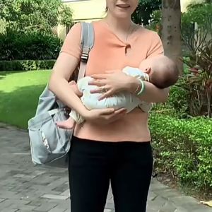 [Local]Foldable Baby Strap Universal Lightweight Front Hug Horizontal Hug Double Shoulder Carrying Baby Artifact