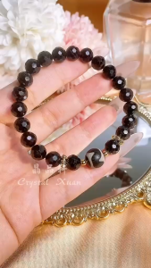 【现货 】💰虎牙天珠+黑尖晶手串｜辟邪护身 × 增强自信 × 能量防护｜Tiger Tooth Dzi Bead + Black Spinel Bracelet｜Protection • Confidence • Energy Shield