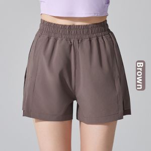 Quick Dry Breathable Sports Shorts Womens Training Four-Footed Pants Running Yoga Fitness Loose Fit Windproof Ultra Light