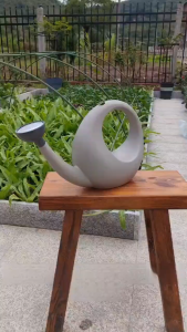 4L Large Capacity Snail Watering Pot Gardening Tool Creative Personality Plastic Pot Household Garden Sprinkler Pot Green Plants