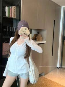 เสื้อแจ็คเก็ตกันแดดแขนยาวทรงสลิมฟิต ผ้าโพลีเอสเตอร์ ทรงหลวม ปกป้องจากแสงแดด ฤดูร้อน 2025 เสื้อคลุมกันหนาวแบบเปิดหน้ามีฮู้ดสำหรับผู้หญิง