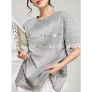 PlumJan | Áo Thun Dáng Rộng Phối Ren Lấp Lánh Tay Ngắn Màu Xám