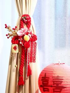 Wedding room decoration ten thousand character knot hanging decoration wedding supplies door handles wedding bedroom decoration living room decoration new house decoration wedding words