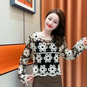 เสื้อสเวตเตอร์ถักคอวีแขนยาวทรงหลวมสไตล์เกาหลีสำหรับผู้หญิง ฤดูใบไม้ร่วง 2025 แฟชั่นสั้น ทรงเข้ารูป ผ้าฝ้ายผสมโพลีเอสเตอร์