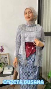 Setelan Kebaya Modern: Kebaya Kutubaru Maharani & Kebaya Wanita Lamaran
