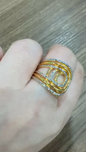 Poh Heng Jewellery 22K Radiant Twist Ring in Yellow White Gold[Price By Weight]