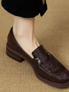 Brown British Style Genuine Leather Flats Women Spring Autumn Bean Retro Medium Heel Slip-On Lazy Persons Small Leather Shoes