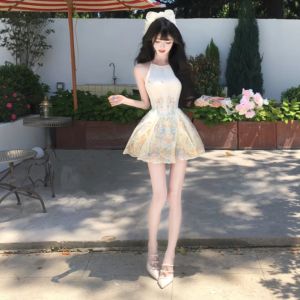 CHANGTONG | Romantic Style Sweet Flower Waist Cinched Puffy Strap Dress For Petite Summer