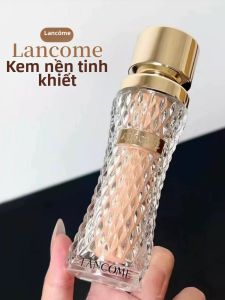 Lancôme | Hydrating Smooth Fit Foundation for Dry Skin